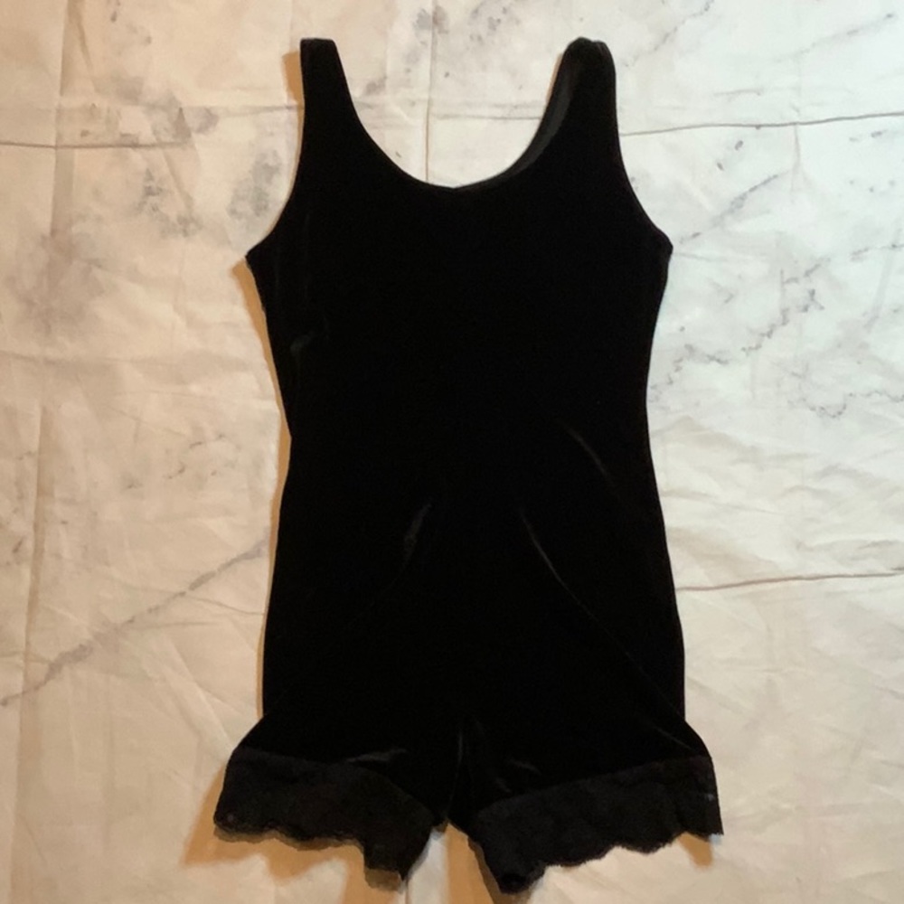 Victoria’s Secret soft velvet boy short teddy